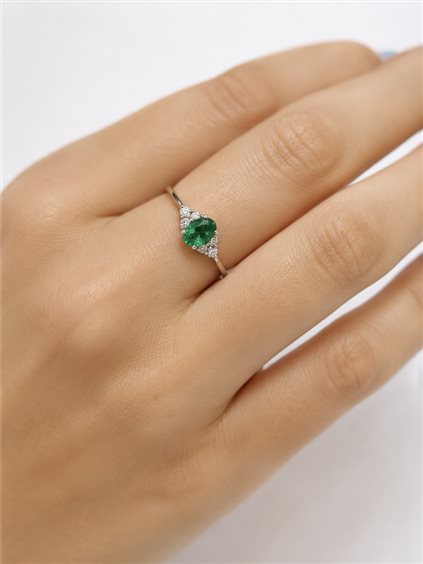 Anello Recarlo Donna in Oro Smeraldo 0.69 Ct R03CC069/SM015 - R03CC069/SM015